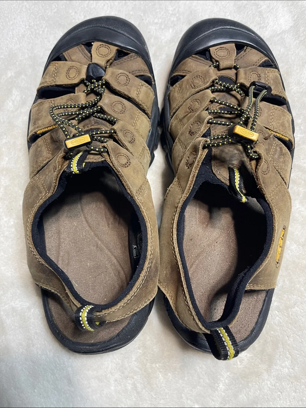 Keen Brown and Black Men's Newport Fisherman Sandals Size 11